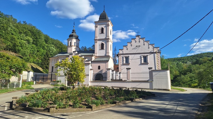 Manastir Beočin jedan je od najposećenijih manastira na Fruškoj gori